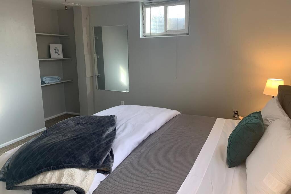 فيلا ليتلتونفي 3 King Beds + Bunk Beds On Broadway المظهر الخارجي الصورة